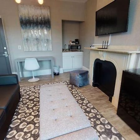 Perfect Studio, Sleeping Alcove, Be Ready For Return Of Travel! Lägenhet Boston Exteriör bild